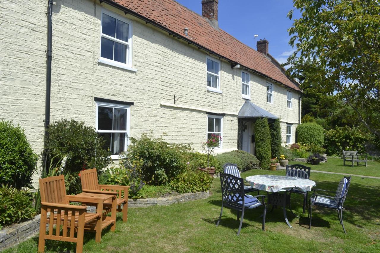 The Lawns Tea Room And B&B Ashcott Bagian luar foto