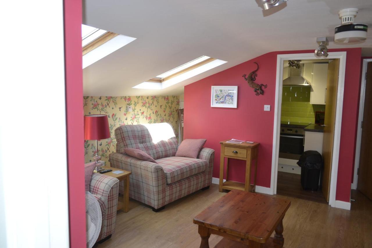 The Lawns Tea Room And B&B Ashcott Bagian luar foto