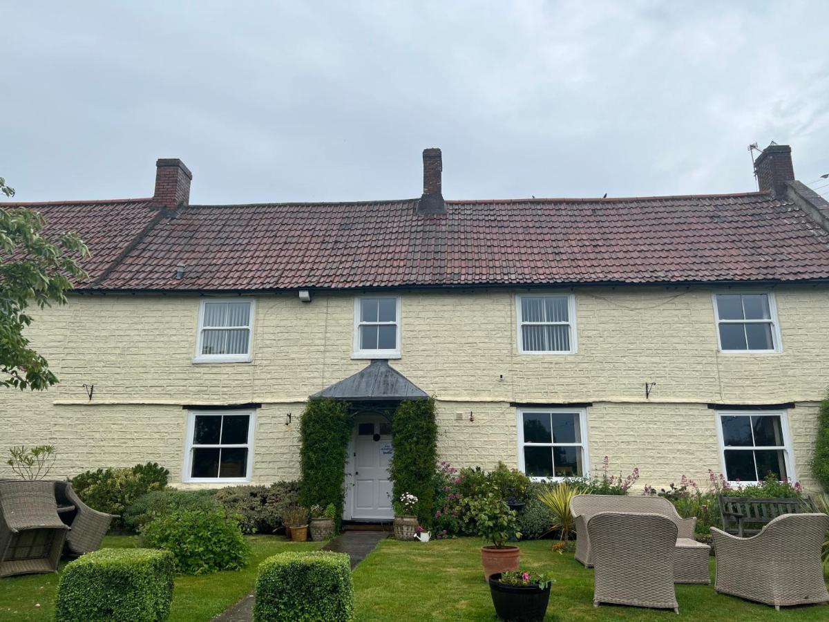 The Lawns Tea Room And B&B Ashcott Bagian luar foto
